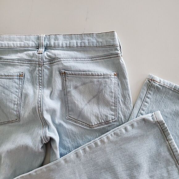 New York & Co Women's Jeans Size 2 Blue Light Wash Low Rise Bootcut 2% Spandex - Picture 3 of 4